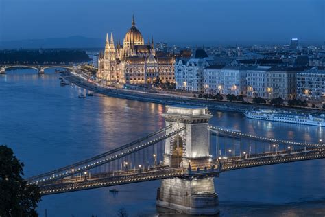 Hungarian Parliament Building Cityscape Chain Bridge