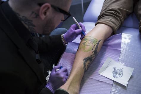 Tattoos How To Tell A Good Tattoo Artist From A Bad One