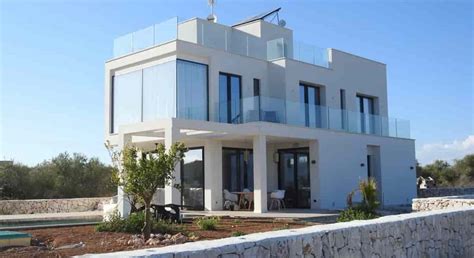 What is the average height of a house? How Tall is a Two Story House Expert's Advice 2020