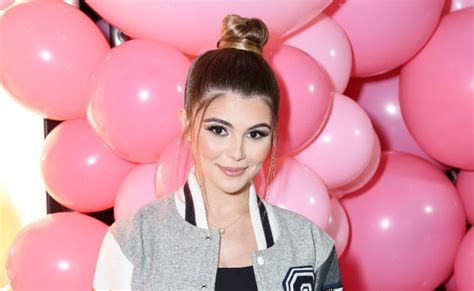 Olivia Jade May Lose Beauty Trademarks Over Punctuation Errors
