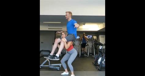 Great Woman Lift And Carry Man Female Bodybuilders