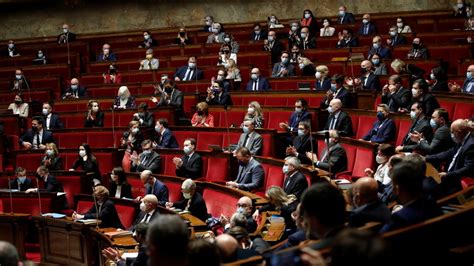 Généralisation du pass sanitaire, obligation de vaccination pour certaines professions, renforcement de l. Le Parlement adopte définitivement le «pass sanitaire» et la sortie progressive de l'état d ...