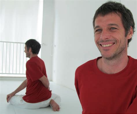Lezione Prova Di Hatha Yoga Con Steeve Dubois Power Yoga Italy