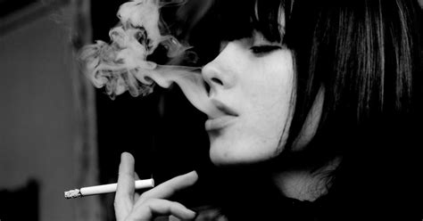 Smoke Girls Hd Wallpapers Sigara Içen Kızlar Duvar Kağıtları ~ Kaliteli