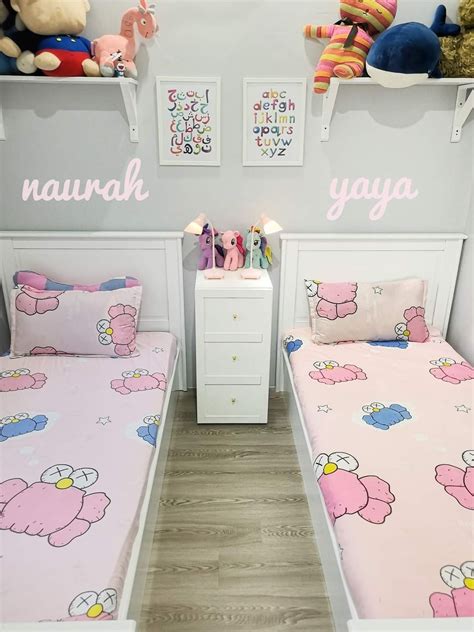 Sama ada anak anda berkongsi bilik atau mempunyai biliknya sendiri, mereka perlu ada ruang mereka sendiri untuk barang peribadi mereka. Asalnya Bilik Anak Lelaki, Tetapi Diubahsuai Kepada Bilik ...