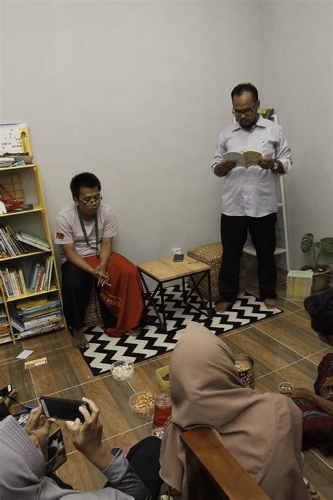 Maybe you would like to learn more about one of these? Dongeng Menjadi Instrumen Menyampaikan Nilai Universal ...