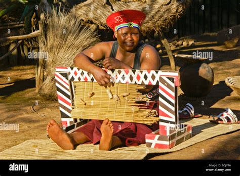 Zulu Woman Weaving Reed Mat Shakaland South Africa Stock Photo Alamy