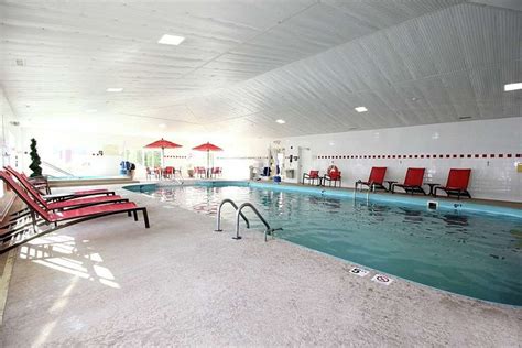 Hampton Inn Sandusky Central Pool Pictures And Reviews Tripadvisor