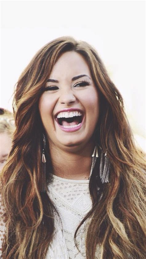 Little Laughter Wont Kill Demi Lovato Pictures Demi Lovato Demi