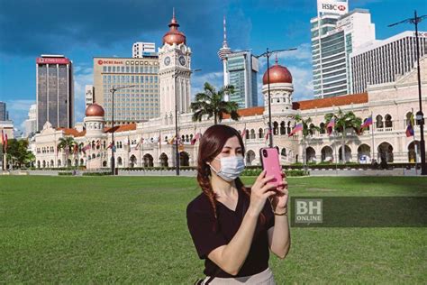 Perempuan ini diamankan sebelum berangkat ke malaysia dengan menggunakan uang hasil penjualan bayinya. COVID-19: Malaysia sukar elak kemelesetan ekonomi ...