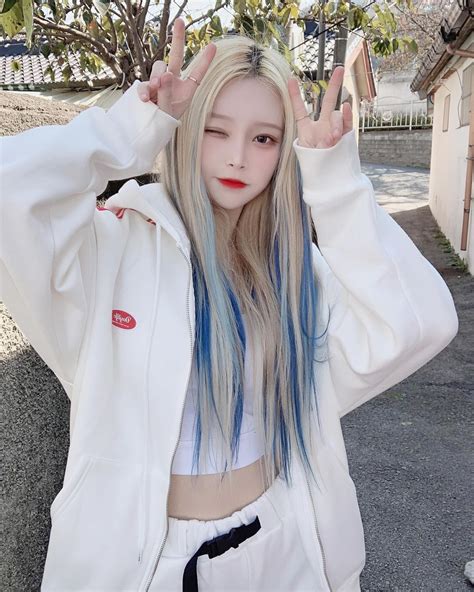 Ulzzang Hair Ulzzang Korean Girl Pretty Hair Color Hair Stylies Korean Girl Photo