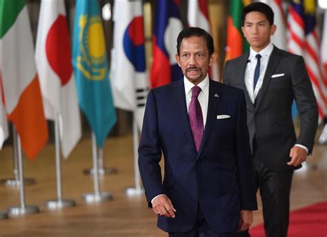 Brunei To Make Gay Sex Punishable By Death By Stoning Under Harsh New Islamic Sharia Law Cbs News