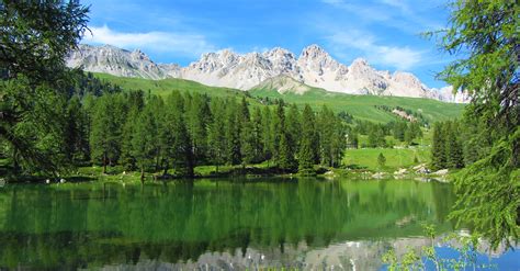 Jezioro San Pellegrino Przełęcz San Pellegrino Val Di Fassa