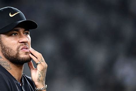 neymar hints he wants to join barcelona but barça want him to make his choice explicit and
