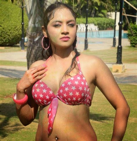 Marisa Verma Holi Bikini Photo Shoot Photos Aali Lahar Kela Kahar