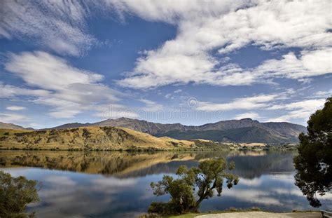 Lake Hayes New Zealand Stock Image Image Of Queenstown 92504963
