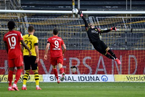 1 source for hot moms, cougars, grannies, gilf, milfs and more. 1:0! Bayern schlägt Dortmund im Pressico! - Miasanrot.de