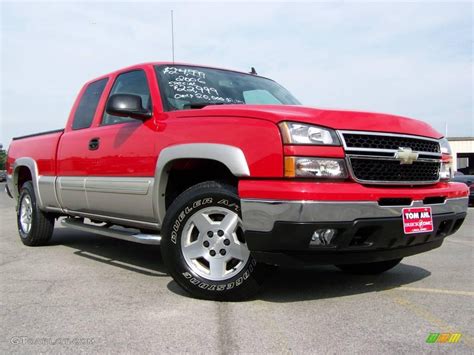 2006 Victory Red Chevrolet Silverado 1500 Ls Extended Cab 4x4 12261052