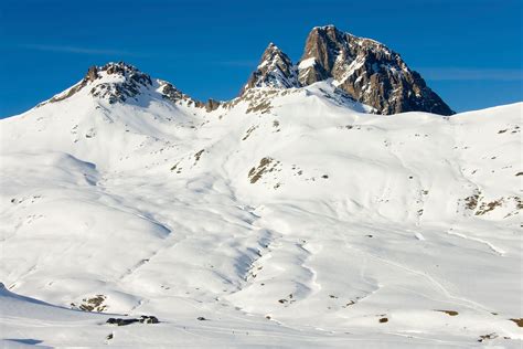 Los Mejores Lugares Para Disfrutar De La Nieve En España Skyscanner