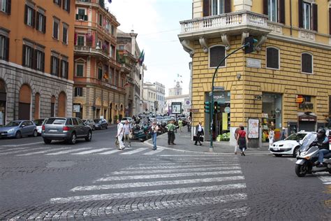 Street Trafic Via Nazionale Rome Rokicool Flickr
