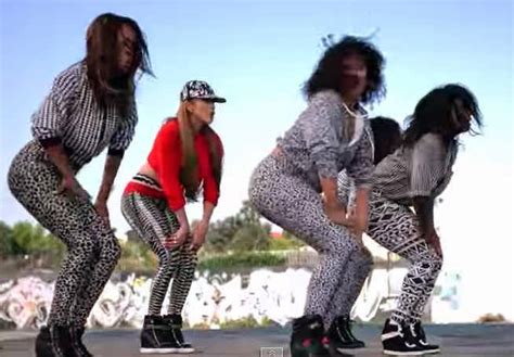 Dex Twerk Ce Este Twerk Acest Dans Promovat De Jennifer Lopez Si Delia Matache