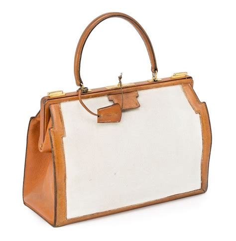 Hermès Paris Handbag In Leather And Canvas Circa 1950 Cartera