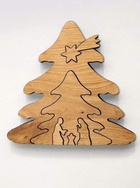 Wir haben das ganze mit der dekupiersäge gemacht, es geht aber auch mit der guten alten laubsäge oder sogar mit was gefällt euch denn von der weihnachtsdeko am besten? Weihnachtsdeko - Krippe Kontur Baumform - ein ...