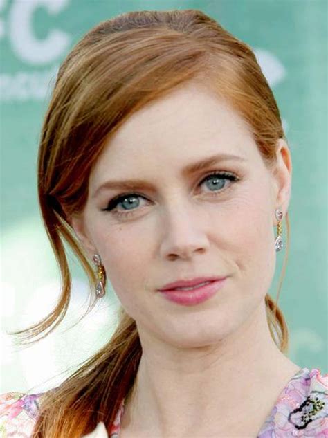 the most gorgeous women with doe eyes woman with blue eyes trendy hair color amy adams hair