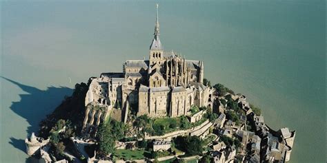 Au Patrimoine Mondial De L Unesco Le Mont Saint Michel Et Sa Baie