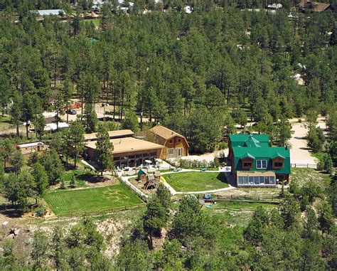 A good choice amongst just a handful of places to stay as close as a 2 miles (3 kilometers) walk from the commercial district of black forest, is the black forest b&b lodge & cabins. Black Forest B&B Lodge & Cabins - Colorado Springs CO ...