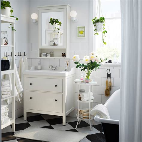 Petites salles de bains IKEA  6 inspirations qui ont tout bon  Marie