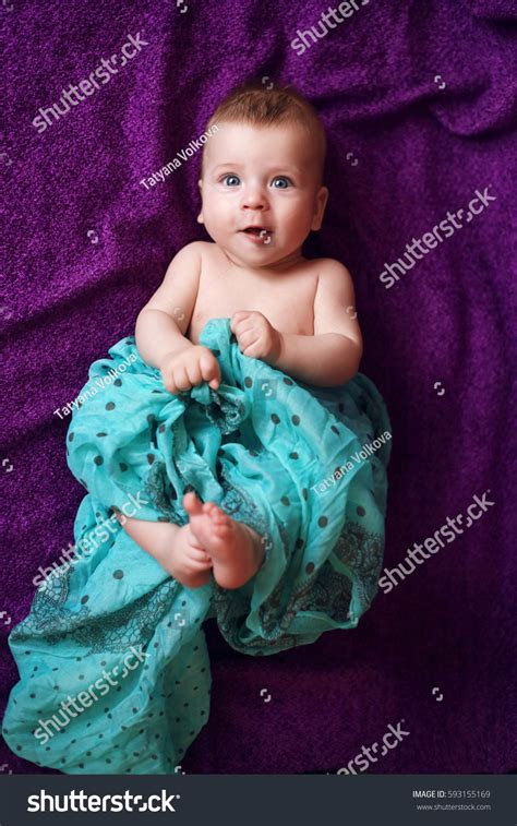 Four Months Old Baby Blue Eyes Stock Photo 593155169 Shutterstock