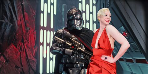 Gwendoline Christie Confirms Captain Phasma S Return For Star Wars