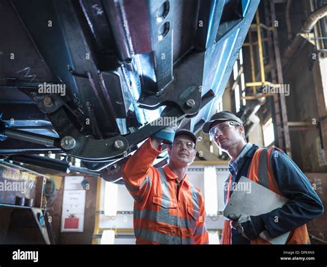 Engineers High Resolution Stock Photography And Images Alamy