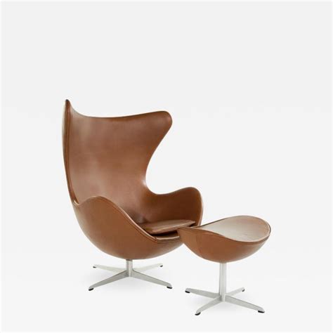 The jacobsen egg chair was originally designed in 1958 by arne jacobsen for the lobby and reception areas in the royal hotel, in copenhagen. Arne Jacobsen - Arne Jacobsen for Fritz Hansen Egg Chair ...