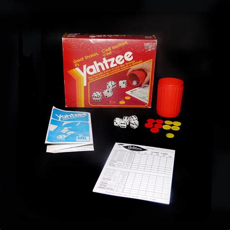 Yahtzee Board Game Milton Bradley C950 Made In Usa Complete