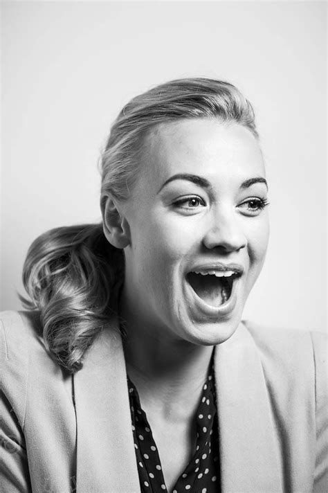 Picture Of Yvonne Strahovski