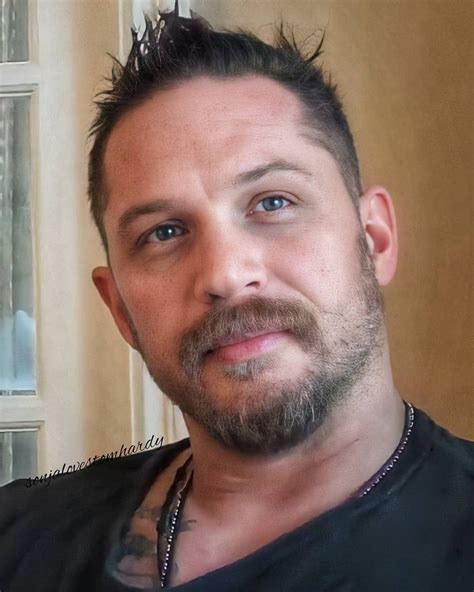 Love Tom Hardy Forever Fanpage On Instagram “not Really A Smile But Adorable 😄💋 Tomhardy