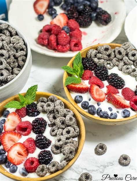 This mixed berry parfait is out of this world. MIXED BERRY PARFAIT: QUICK AND EASY BREAKFAST RECIPE ...