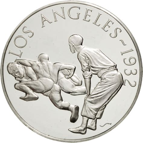 Il ne s'agit là que d'une épreuve en démonstration, qui vit s'opposer 3 équipes de new york. #69588 Collection des Jeux Olympiques, Los Angeles - 1932 ...