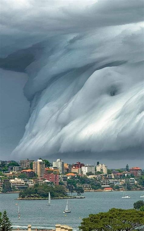Tsunami Cloud Sydney Australia Also Known As Shelf Cloud 2015 📷