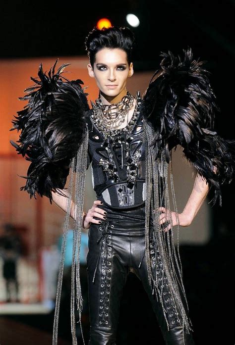 See more ideas about bill kaulitz, tokio hotel, bills. Bill Kaulitz in 2020 | Black angel costume, Angel costume ...