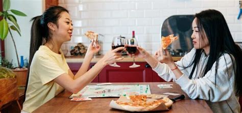 15 Fantastic Dinner Party Games For Adults Spice Up Your Dull Nights