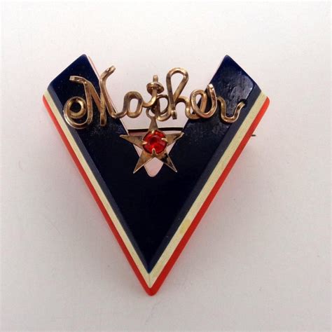 Wwii Victory Pin One Star Gold Script Mother Sweetheart Brooch