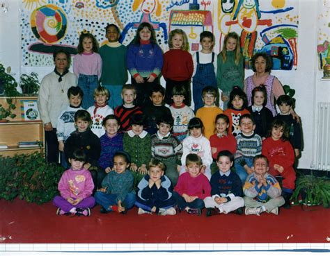 Photo De Classe Dernieres Année De Maternelle Pin Vert De 1992 Ecole