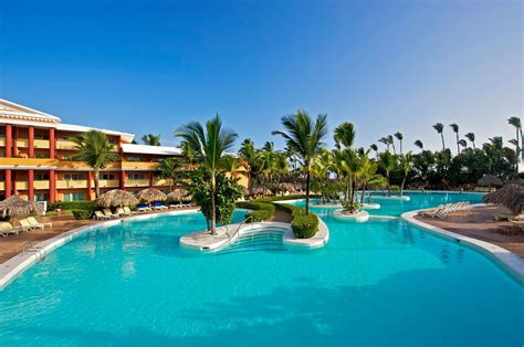 Zbor, taxe aeroport si asigurare incluse. Hotel Iberostar Dominicana - Punta Cana, Dominikana