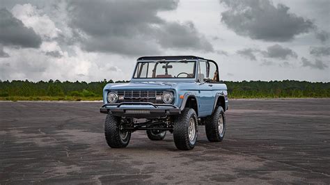 This 1973 Ford Bronco Went Through A 1500 Hour Restomod