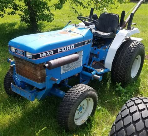 Ford 1620 Hst Diesel Utility Tractor For Sale Online Auctions