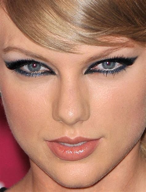 Celebrity Closeup Taylor Swift Makeup Taylor Swift Pictures Taylor