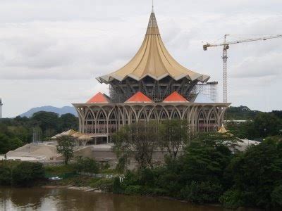 © provided by berita harian bangunan dewan undangan negeri sarawak. Anak Merdeka: Sejarah Dan Perkembangan Dewan Undangan ...